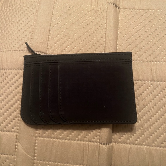 Lululemon card holder - Picture 2 of 3